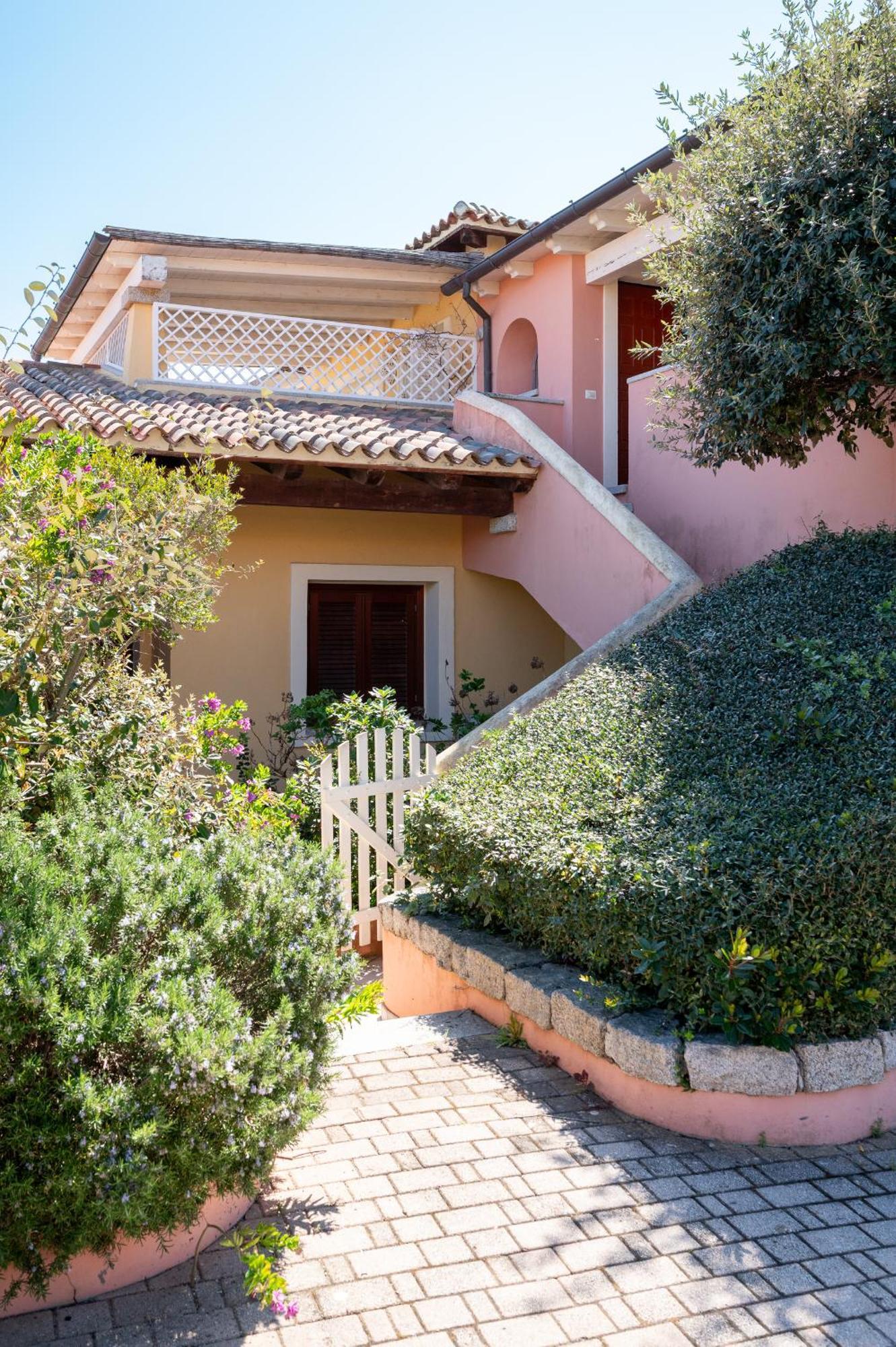 גולפו אראנצ'י S'Abba Seafront Apartments - Your House In Sardinia מראה חיצוני תמונה
