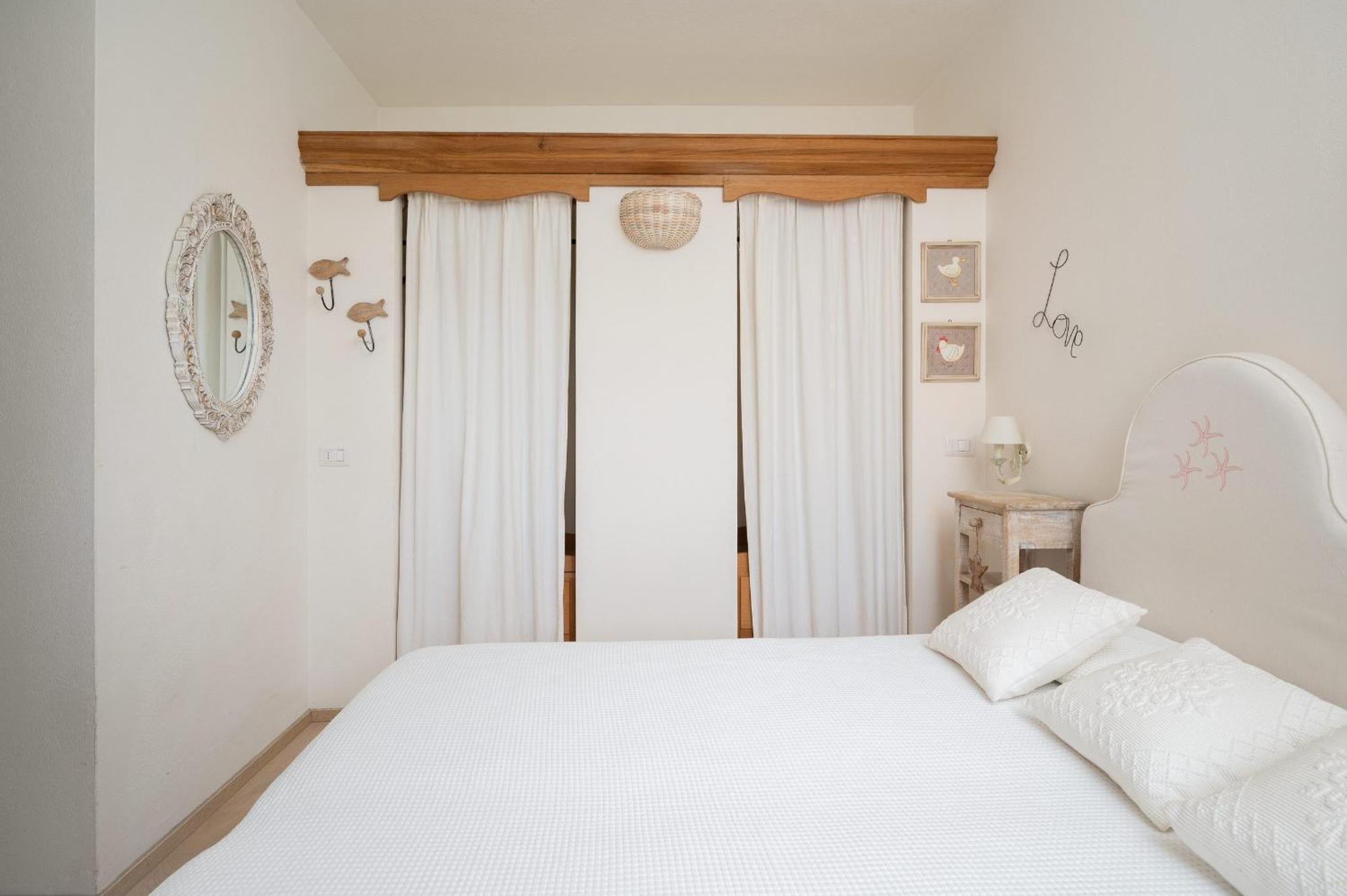 גולפו אראנצ'י S'Abba Seafront Apartments - Your House In Sardinia מראה חיצוני תמונה